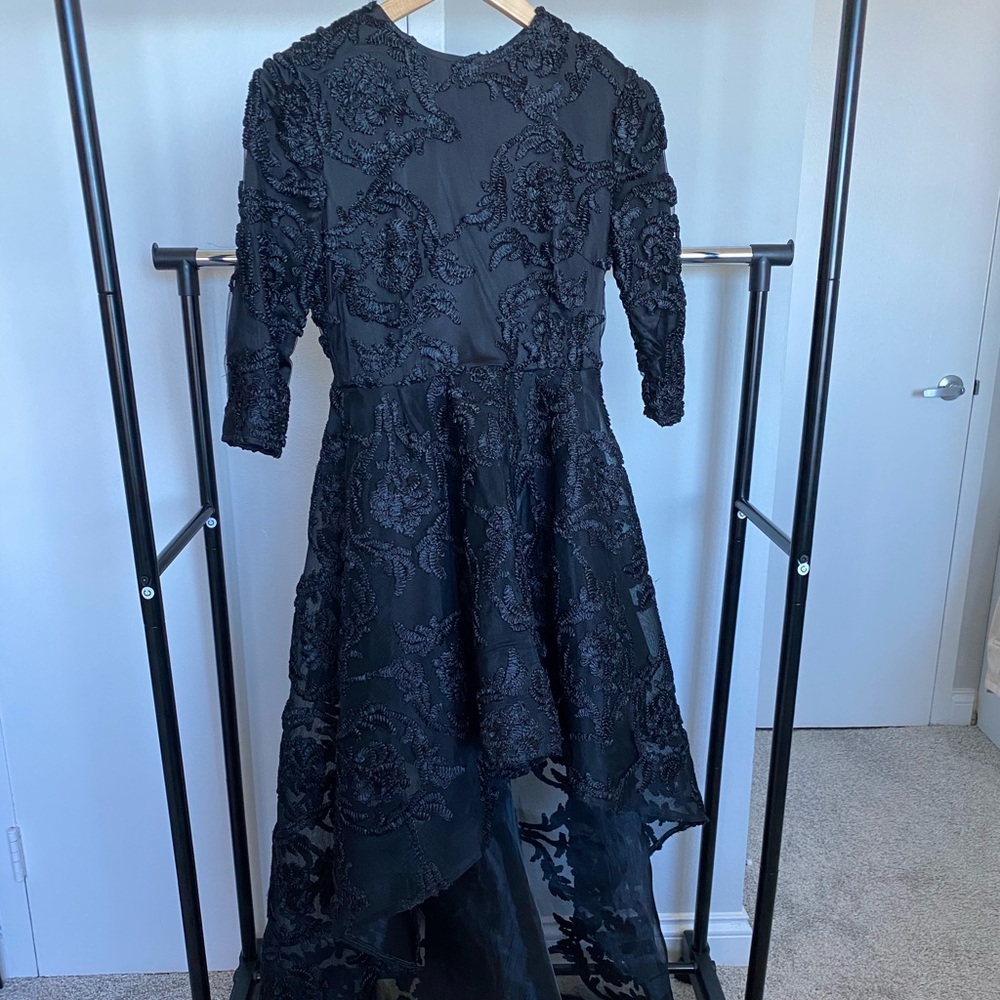 STUNNING Black Gown 🖤
